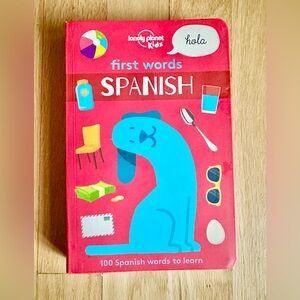 Lonely planet kids first Words Spanish Book - Red and Blue